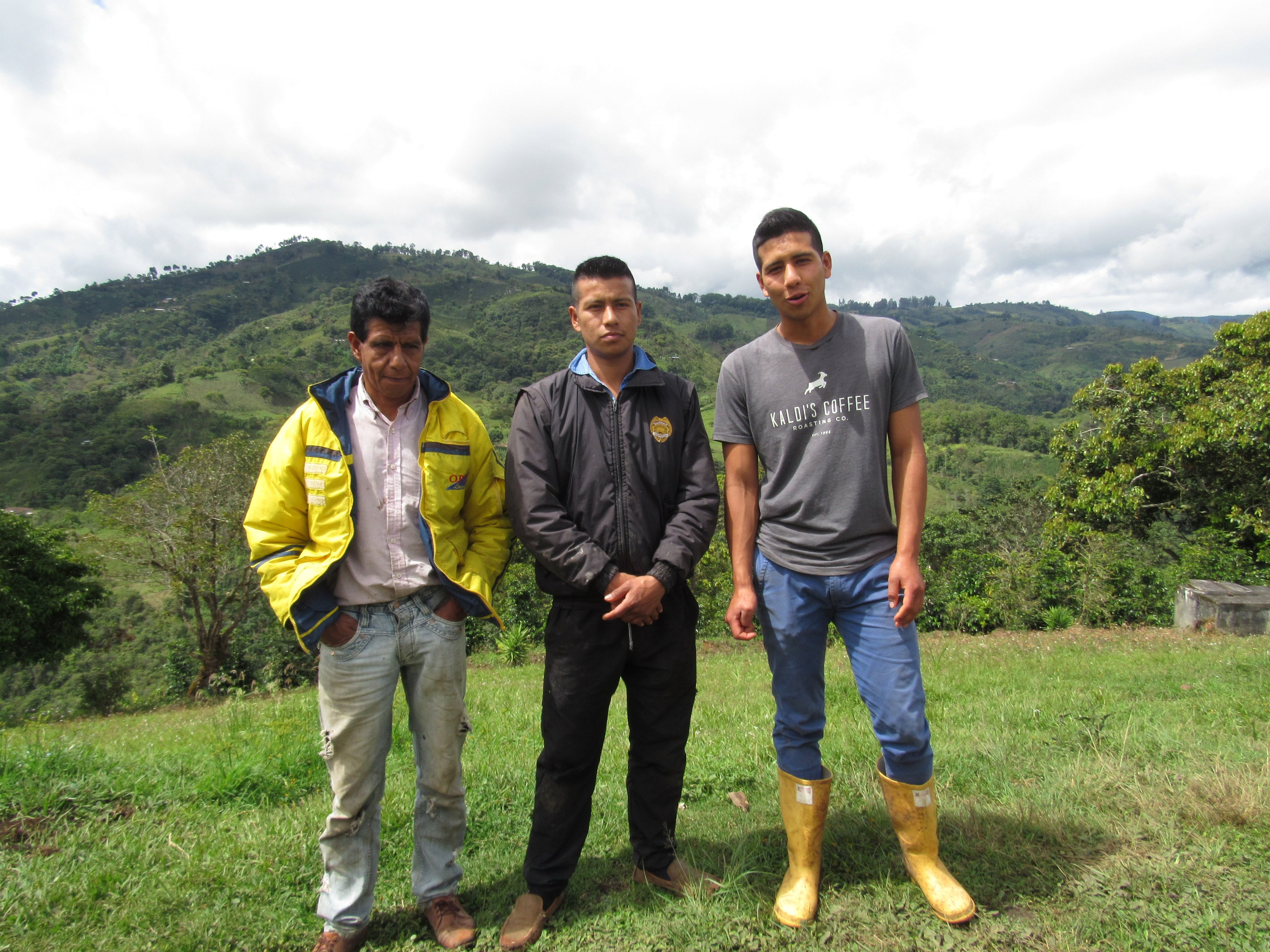 Producers on the Imbachi farm